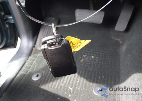 2014 Chevrolet Silverado 1500 2Lt from USA, damaged, VIN 1GCUKREC8EF194980